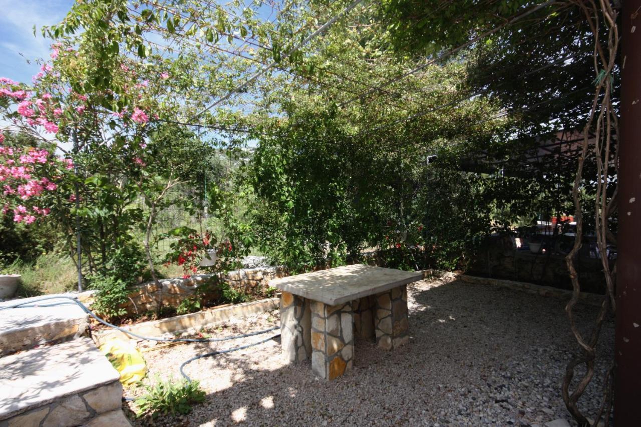 Apartments And Rooms With Parking Space Jezera, Murter - 5082 Bagian luar foto
